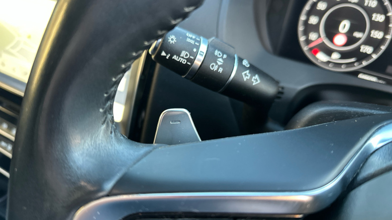 Jaguar F-Pace 2.0d [180] Chequered Flag 5dr Auto AWD Diesel Estate